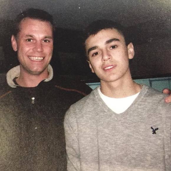 Profile Picture of Julian Gourley (@juliangourley) on Poshmark