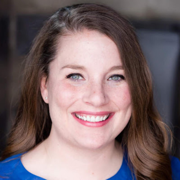 Profile Picture of Sara Stumpos (@sarastumpos) on Poshmark