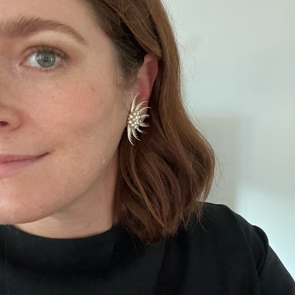 Profile Picture of Liv steingart Steingart (@thelivlife) on Poshmark