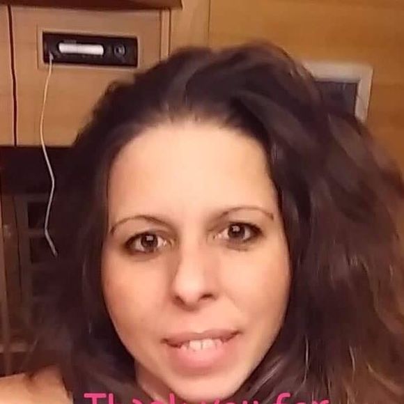 Profile Picture of Jennifer Fry (@jenfry) on Poshmark