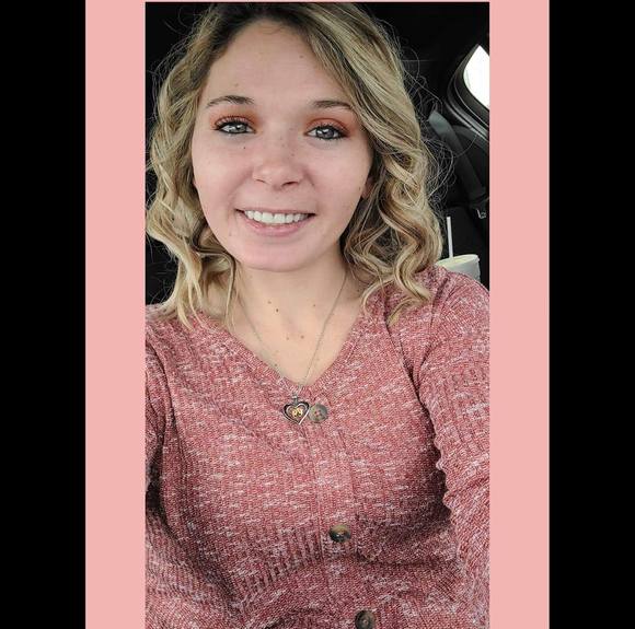 Profile Picture of Tabitha Klinkhamer (@hinmant97) on Poshmark