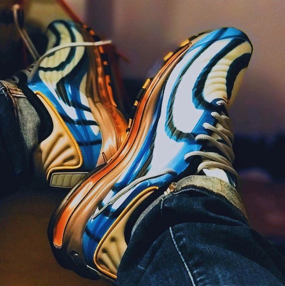 Profile Picture of Dante Lutinski (@dlutinski2003) on Poshmark