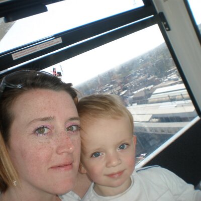 Profile Picture of Lisa Agnes Devlin (@lisadevlin1979) on Twitter