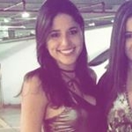 Profile Picture of Lara Smith (@larinhasmith) on Instagram