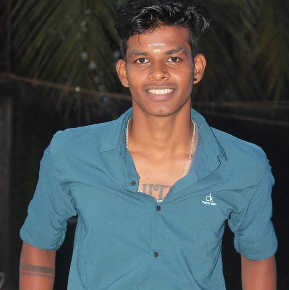 Ganesan Ganesh - Poshmark Profile Picture of Ganesan Ganesh (@ganesh738) on Poshmark