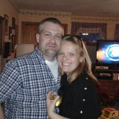 Profile Picture of Renee Bartlett (@reneellen35) on Twitter