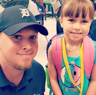 Profile Picture of Dustin Seifert (@dust.seif) on Facebook