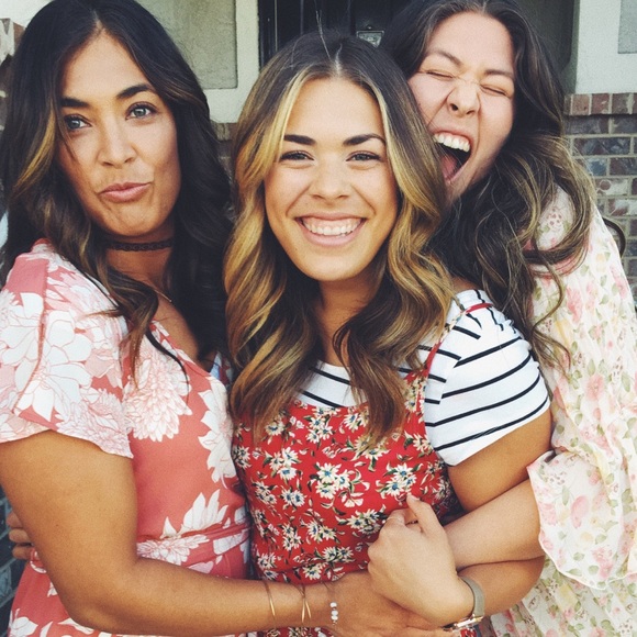 Profile Picture of Stacy Kennerley (@stacykennerley) on Poshmark