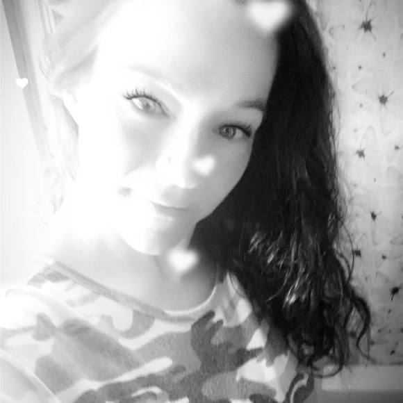 Profile Picture of Candace Sabot (@riley9803) on Poshmark