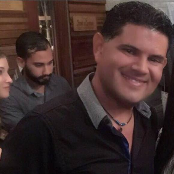 Profile Picture of Manolo Rivera (@manolorivera) on Poshmark