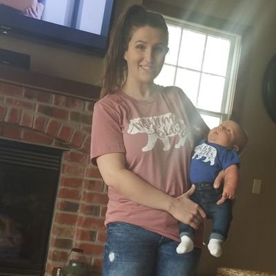 Profile Picture of Jessica Komosinski (@fromJess4real) on Twitter