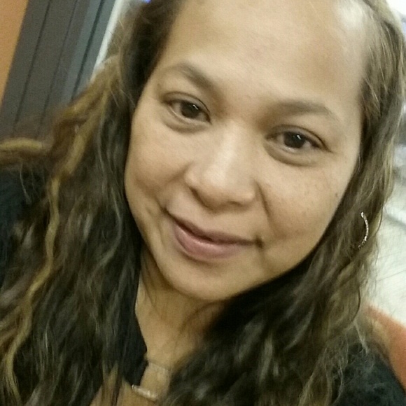 Profile Picture of J Smith (@dollcsmith67) on Poshmark