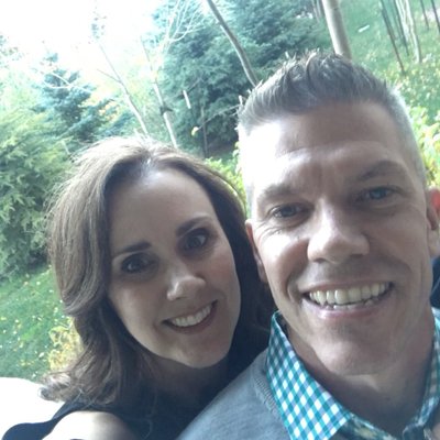 Profile Picture of Amanda Robison (@mana71) on Twitter