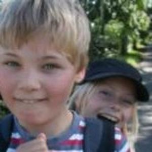 Profile Picture of Niamh Clark (@surfinghamster) on Myspace