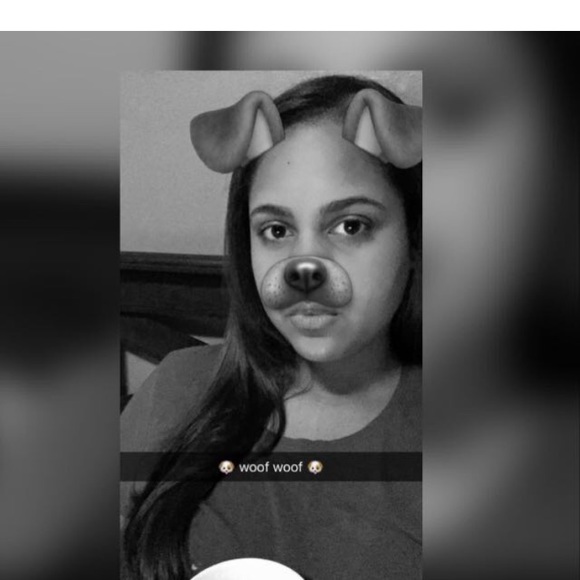 Profile Picture of Paola Lora (@plora03) on Poshmark