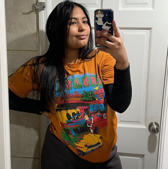 Profile Picture of Merche Gomez (@merchegomez01) on Poshmark