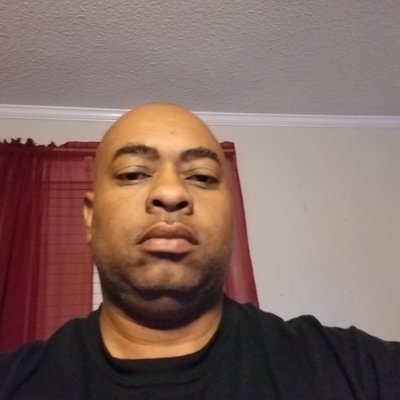 Profile Picture of Dennis L. Giddens (@DennisLGiddens1) on Twitter