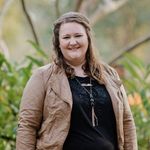 Lizzie James Broussard - Instagram Profile Picture of Lizzie James Broussard (@lizziejamesbroussard) on Instagram