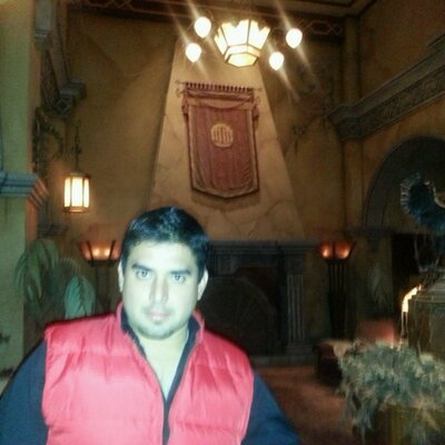 Profile Picture of Abraham Ruvalcaba (@feyruva) on Twitter