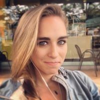 Profile Picture of Julie White (@julie-white-21) on Quora