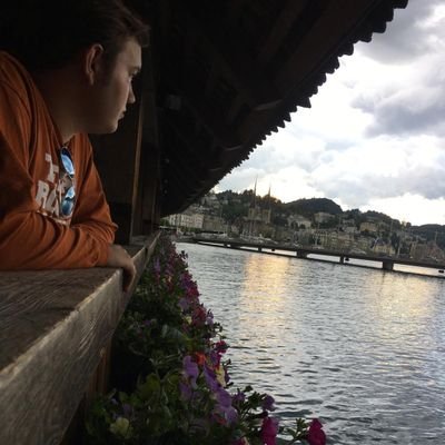 Profile Picture of James Schoener (@schoenerjam) on Twitter