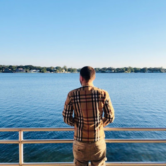 Profile Picture of Joseph Macchiello (@joseph_813) on Poshmark