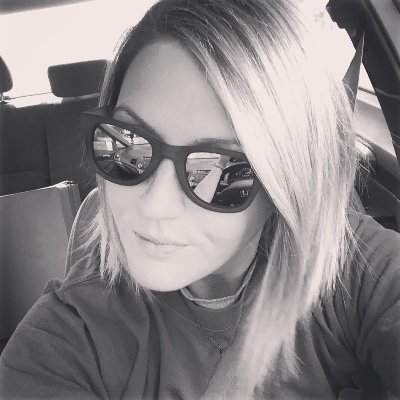 Profile Picture of Carrie Curry (@CarrieC67494333) on Twitter