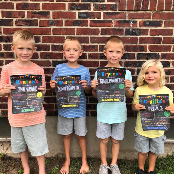 Profile Picture of Stephanie Heinz (@stessie86) on Poshmark