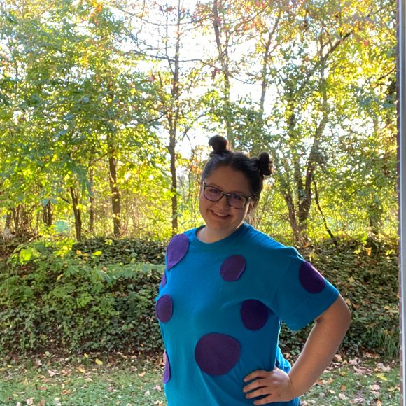 Profile Picture of Jaymee Gouge (@jamerson707) on Poshmark