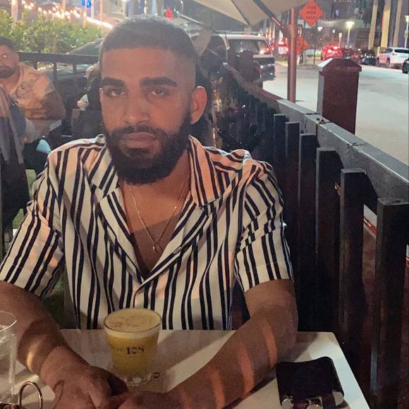 Profile Picture of Adrian Williams (@adrianw92) on Poshmark