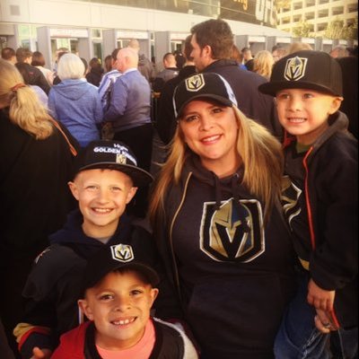 Profile Picture of Amber Shoemaker (@amber_shoe) on Twitter
