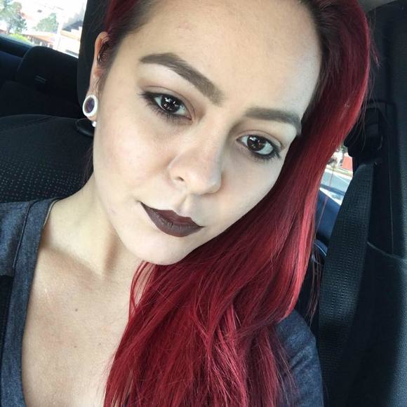 Profile Picture of Rosa Chavez (@rchavez454) on Poshmark