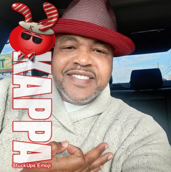 Profile Picture of Everett Tolbert (@squarenupe71) on Poshmark