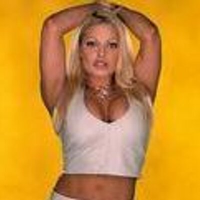 Profile Picture of Jessica Waddell (@jeffery1234j5) on Twitter