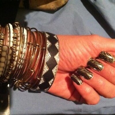 Profile Picture of Barbara Warner (@BeautyBarbara) on Twitter