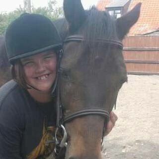Profile Picture of Paula Jane Hales (@paulajanehales) on Twitter