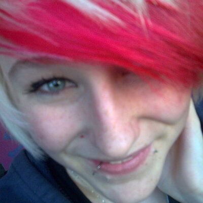 Profile Picture of Farah Walters (@farahfagface) on Twitter