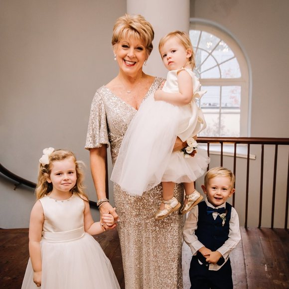 Ann Nodtvedt - Poshmark Profile Picture of Ann Nodtvedt (@orangenoddy) on Poshmark