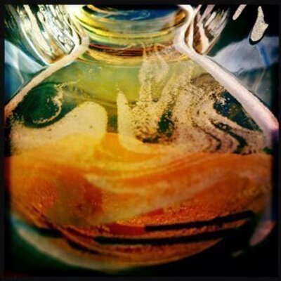 Profile Picture of Dave Kahle (@DeluxeBeer) on Twitter