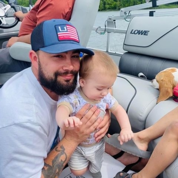 Profile Picture of Caleb Park (@calebparkchiefs) on Poshmark