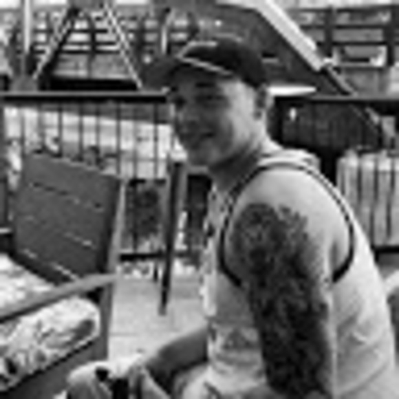 Profile Picture of Justin Coetzee (@mrlisacoetzee) on Poshmark