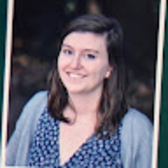 Profile Picture of Julia Tyson (@juliajtyson) on Poshmark