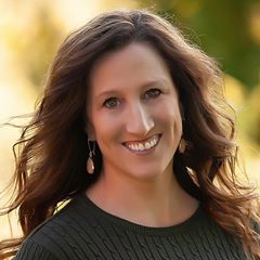 Profile Picture of Lisa Holthaus (@lisaholthaus) on Tiktok