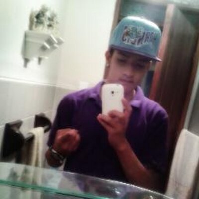 Profile Picture of Andy Noboa (@TeboAndy) on Twitter