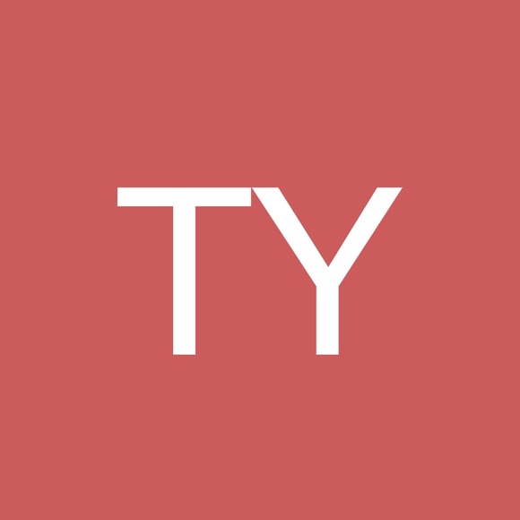 Profile Picture of Thomas Yu (@thomasyu969) on Poshmark