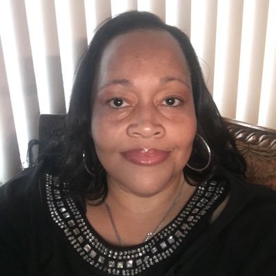 Profile Picture of Dawn Carter (@Treste2) on Twitter