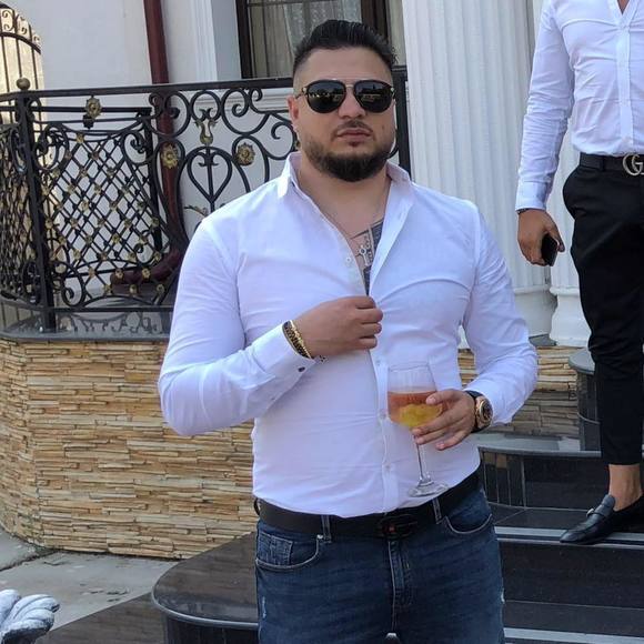 Profile Picture of Taulantys Taulantis (@marian01gelu) on Poshmark