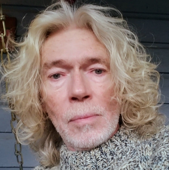 Profile Picture of Charles Hurley (@ckhurley60) on Poshmark