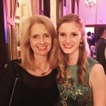 Profile Picture of Julie Hubbell (@juliemhubbell) on Instagram