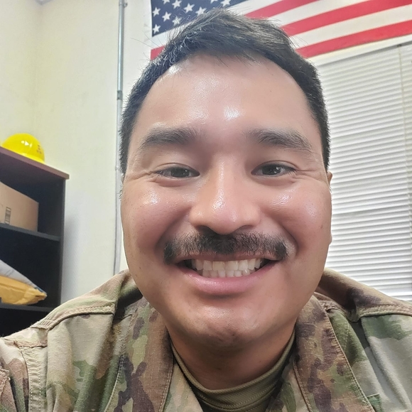 Profile Picture of Chad Harvey (@chadharvey_1) on Poshmark